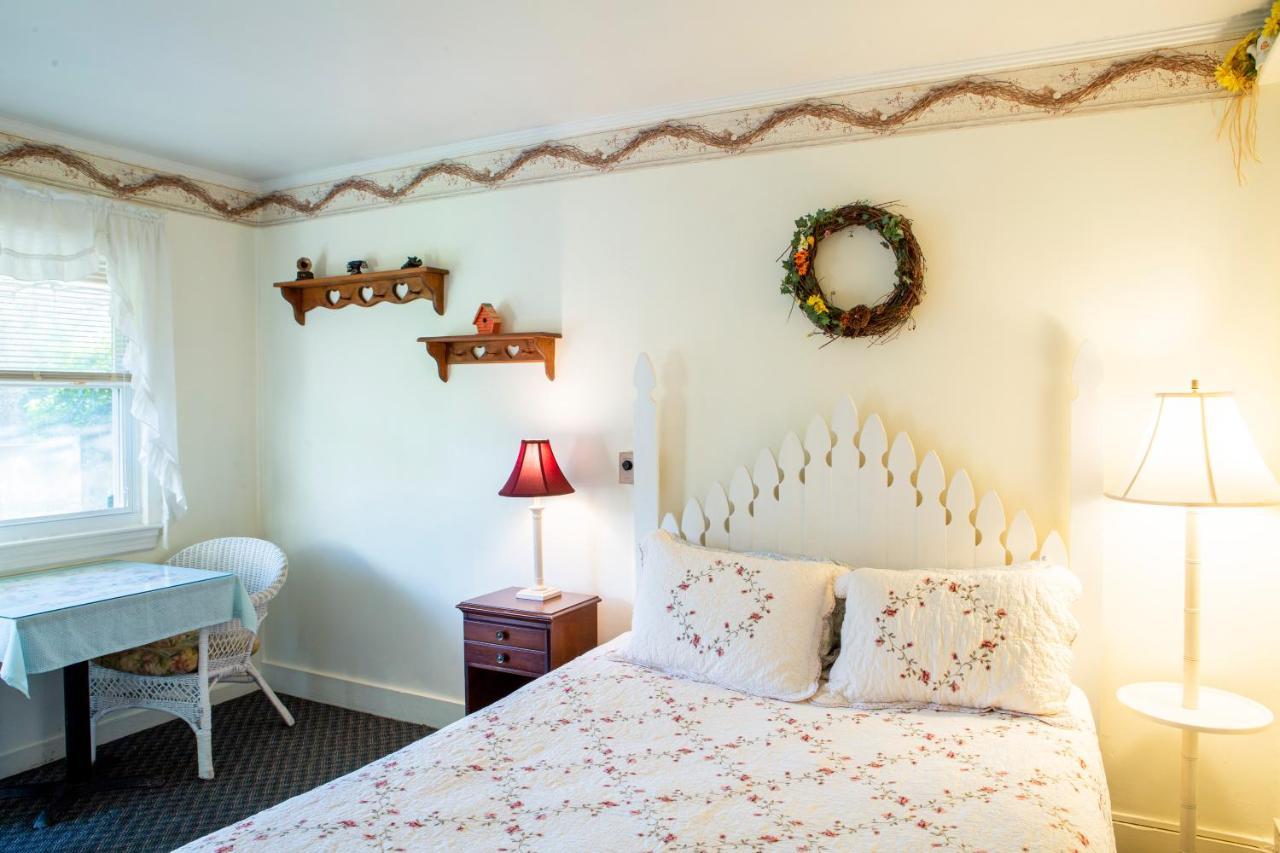 The Chimney Rock Inn & Cottages Buitenkant foto