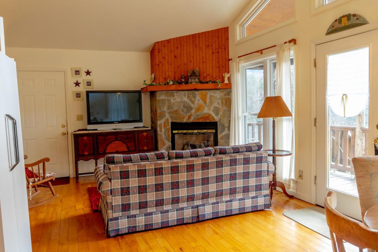The Chimney Rock Inn & Cottages Buitenkant foto