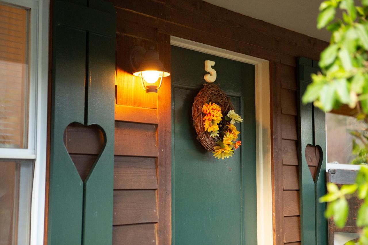 The Chimney Rock Inn & Cottages Buitenkant foto