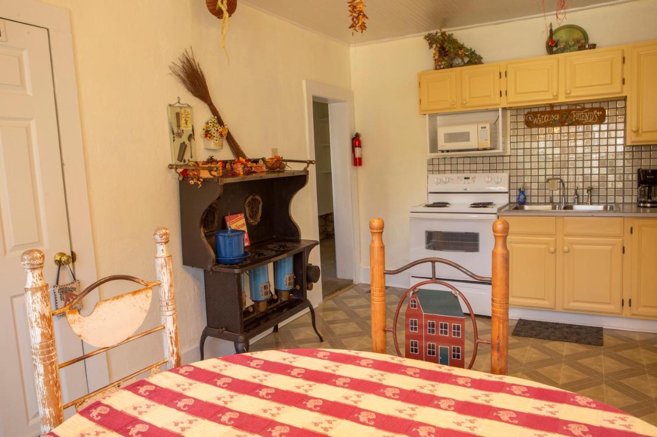 The Chimney Rock Inn & Cottages Buitenkant foto