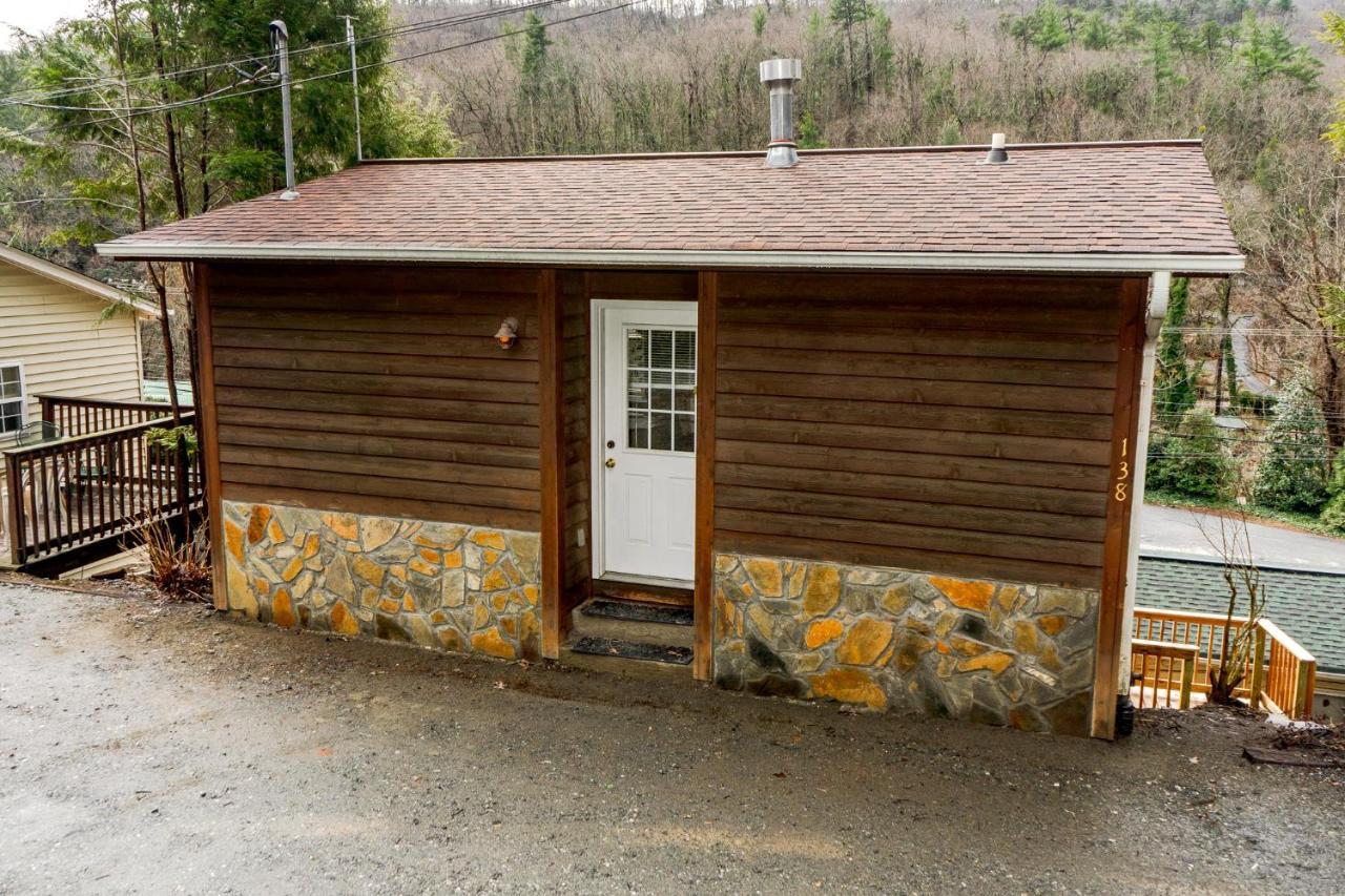 The Chimney Rock Inn & Cottages Buitenkant foto