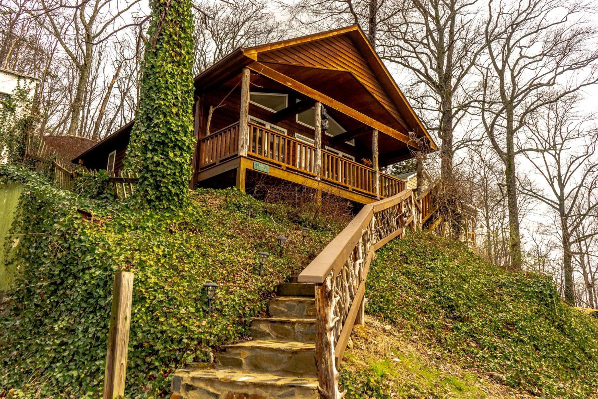 The Chimney Rock Inn & Cottages Buitenkant foto