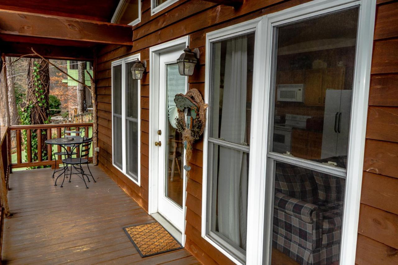 The Chimney Rock Inn & Cottages Buitenkant foto
