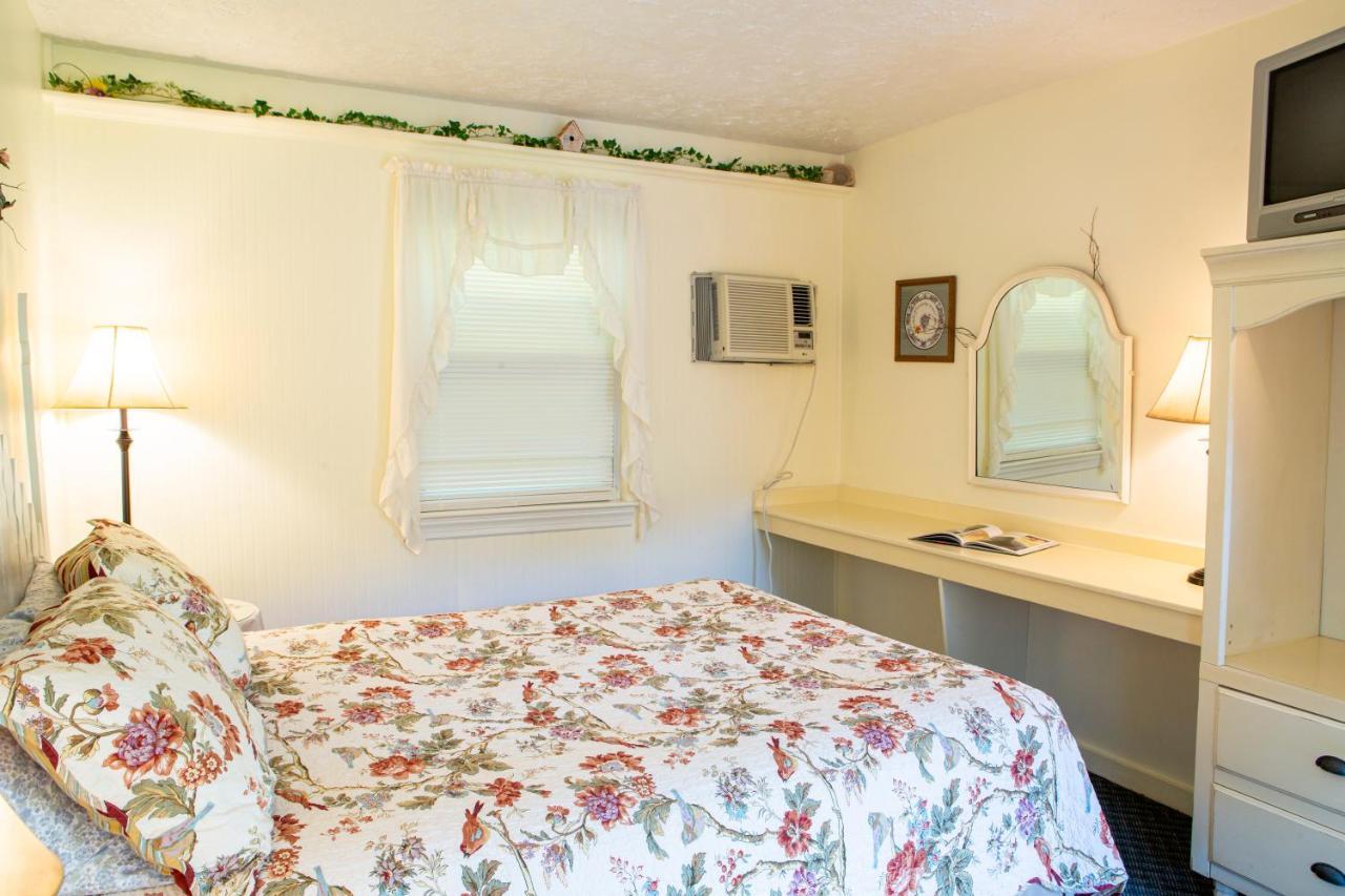 The Chimney Rock Inn & Cottages Buitenkant foto