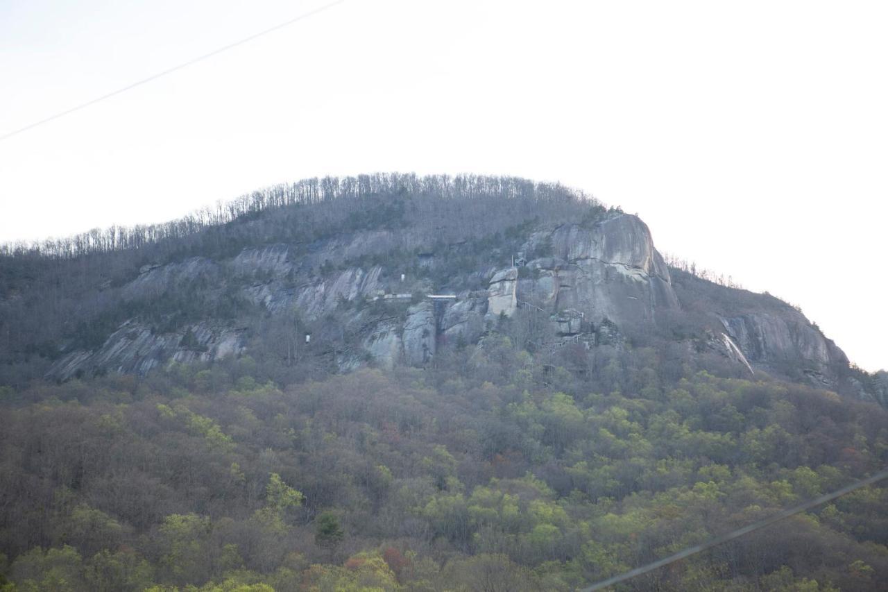 The Chimney Rock Inn & Cottages Buitenkant foto
