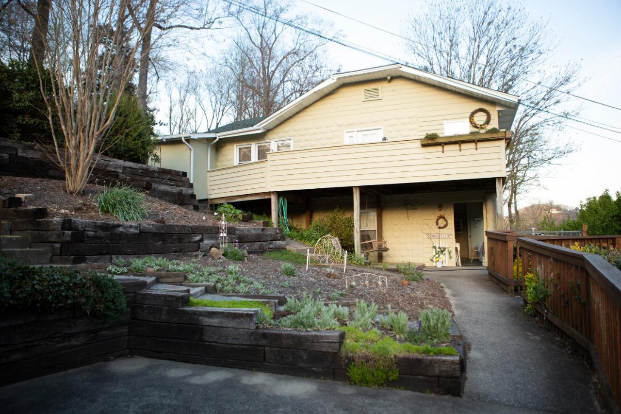 The Chimney Rock Inn & Cottages Buitenkant foto